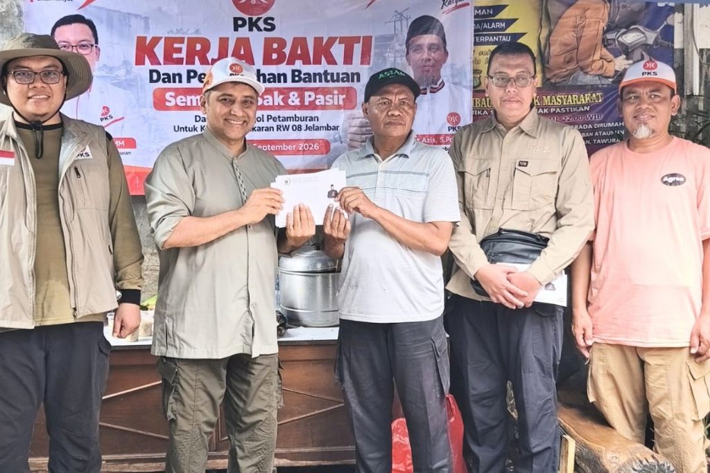Kunjungi Penyintas Kebakaran Jelambar, Abdul Aziz Dorong PLN Bertanggung Jawab Jika Terbukti Lalai